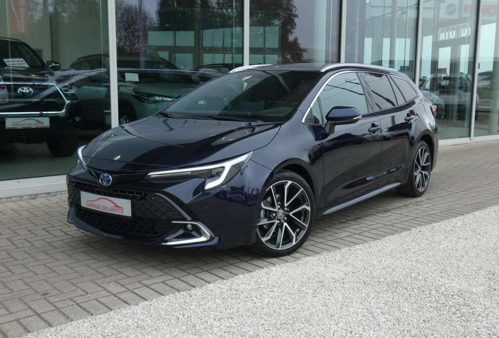 Toyota 1.8 Hybrid Premium 140pk +Head-up display +Sportzetels +Stuurverwarming +Elektrische koffer +Zetelverwarming FACELIFT