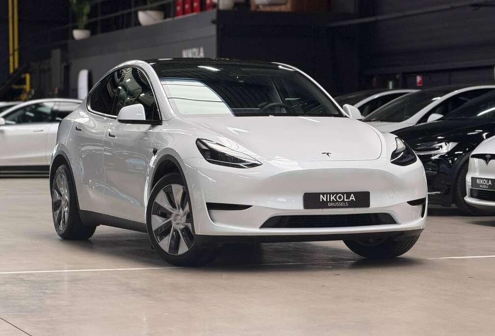 Tesla RWD - PREMIUM - HIGHWAY AUTOPILOT