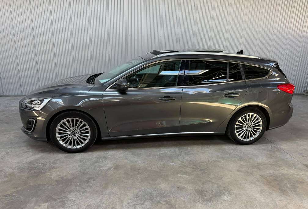 Ford Focus Vignale 1.0 EcoBoost Leder Navi Pano
