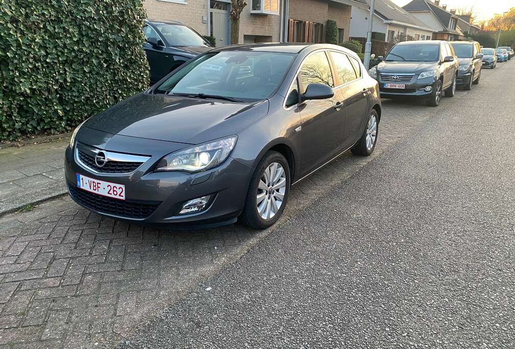 Opel Astra 1.7 CDTI DPF Innovation