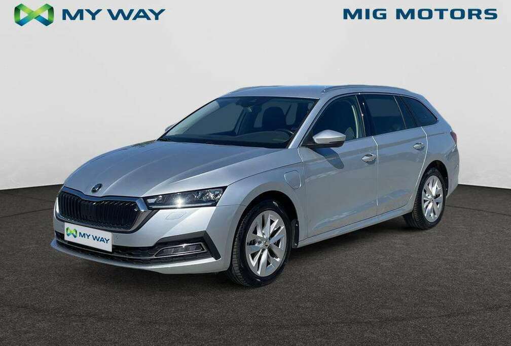 Skoda Plug-in Hybride /// Clever 1.4 TSI iV (204pk) /// Apple Carplay & Android Auto