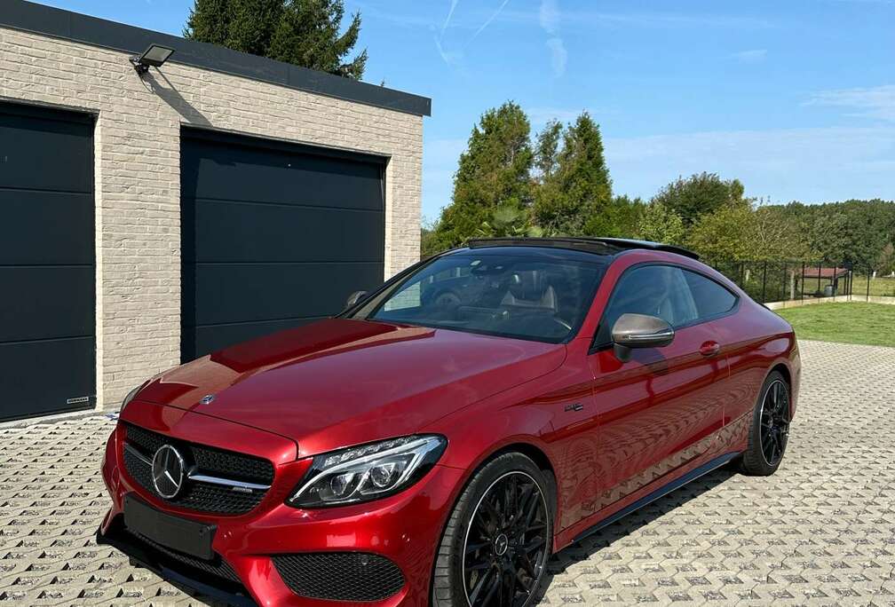 Mercedes-Benz Coupe 4Matic 9G-TRONIC Night Edition