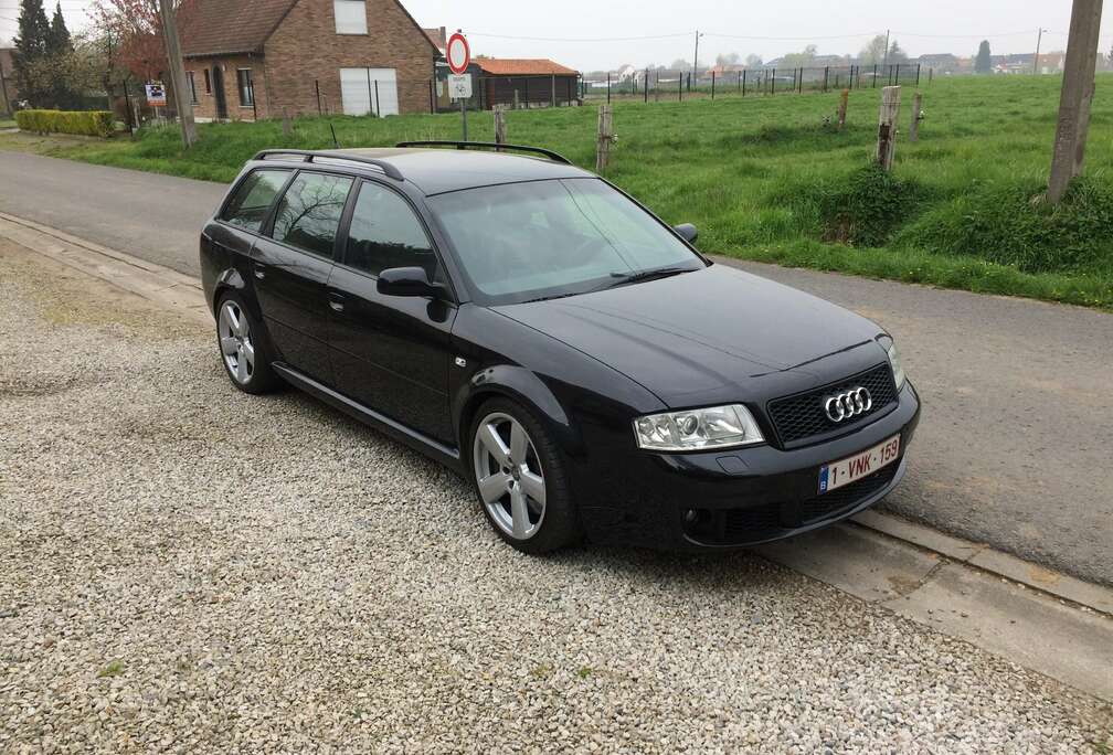 Audi 4.2i V8 40v Quattro Tiptronic