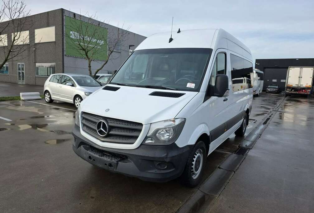 Mercedes-Benz 313 (Stock ID 52815)