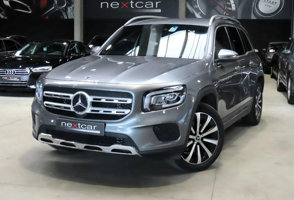 Mercedes-Benz d 8GTRONIC *CUIR/TISSU-LED-CRUISE-NAVI-PARKTRONIC*