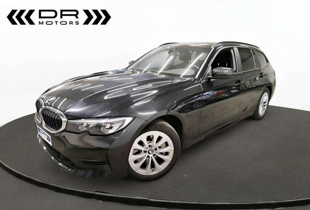 BMW TOURING 330E - BUSINESS - CARPLAY - NAVI
