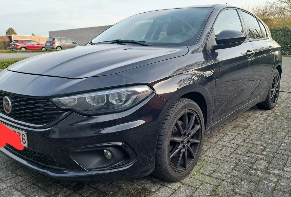 Fiat Apple carplay Android auto+Winterbanden+nieuwe sneeuwkettingen EN reeds vernieuwde distributieriem