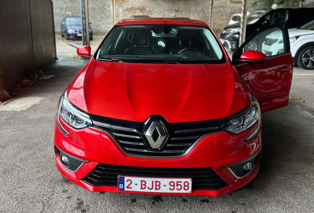 Renault Megane 1.2 TCe Energy Bose Edition EDC