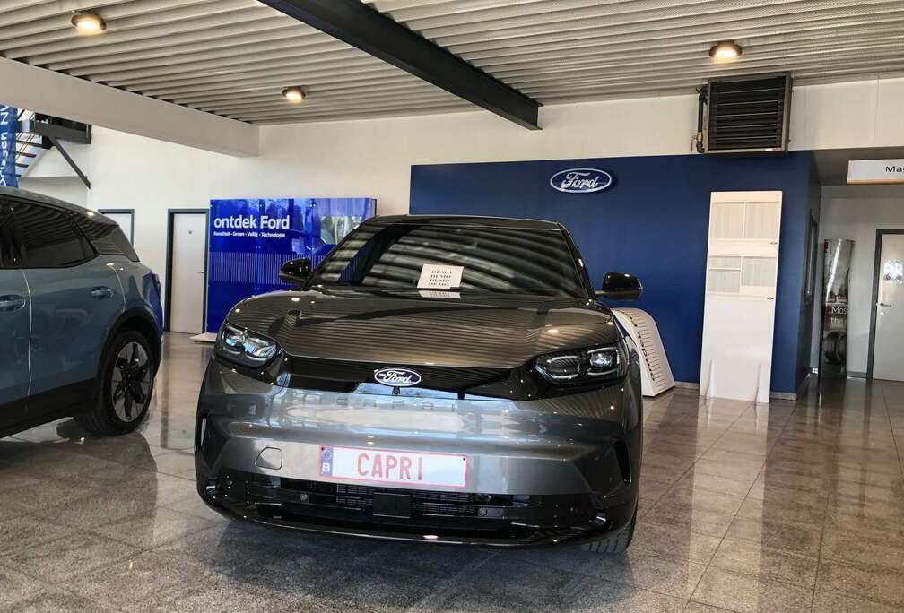 Ford 77 kWh Extended Range RWD / DRIVER ASSISTENCE PAC