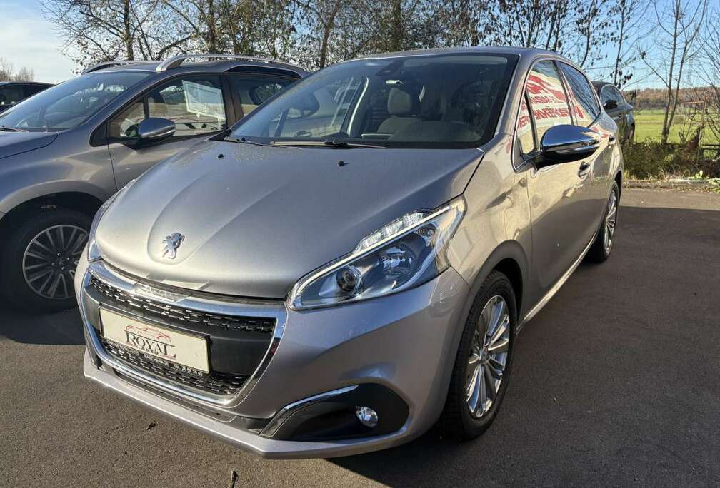 Peugeot 1.2 110CV ALLURE