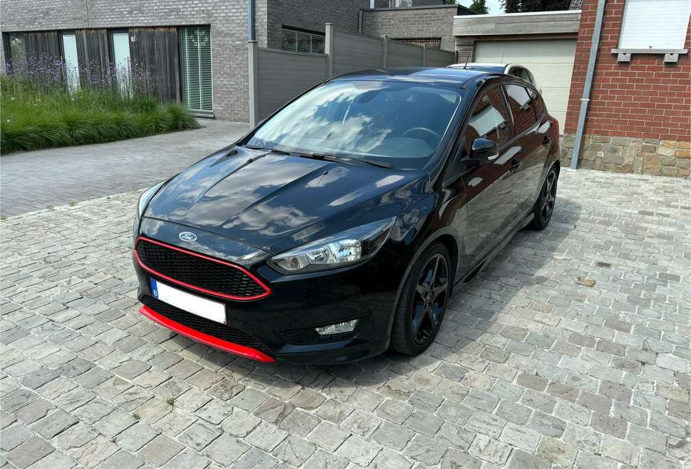 Ford 1.0 EcoBoost - System Trend Black and Red Edition