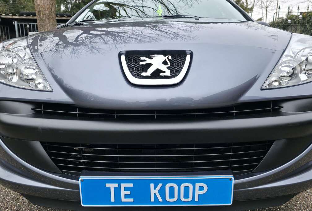 Peugeot 206  1.1i Urban