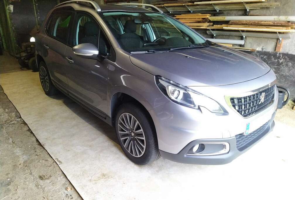 Peugeot 2008 PureTech 110 Stop