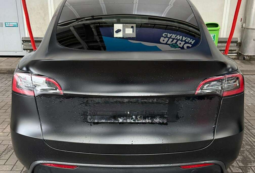 Tesla Model Y 72.5 kWh Dual Motor Long Range (324 kW)