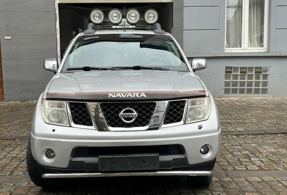 Nissan 2.5 dCi 4x4 Executive IT Sport Top