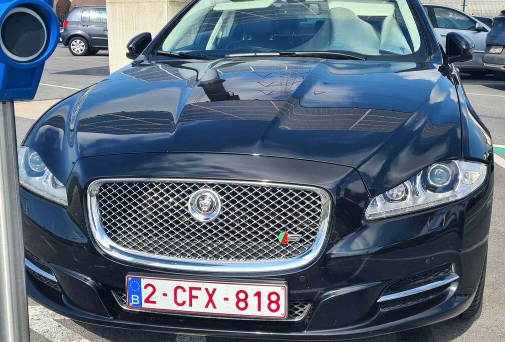 Jaguar XJ+3.0+V6+Diesel+S+Premium+Luxury