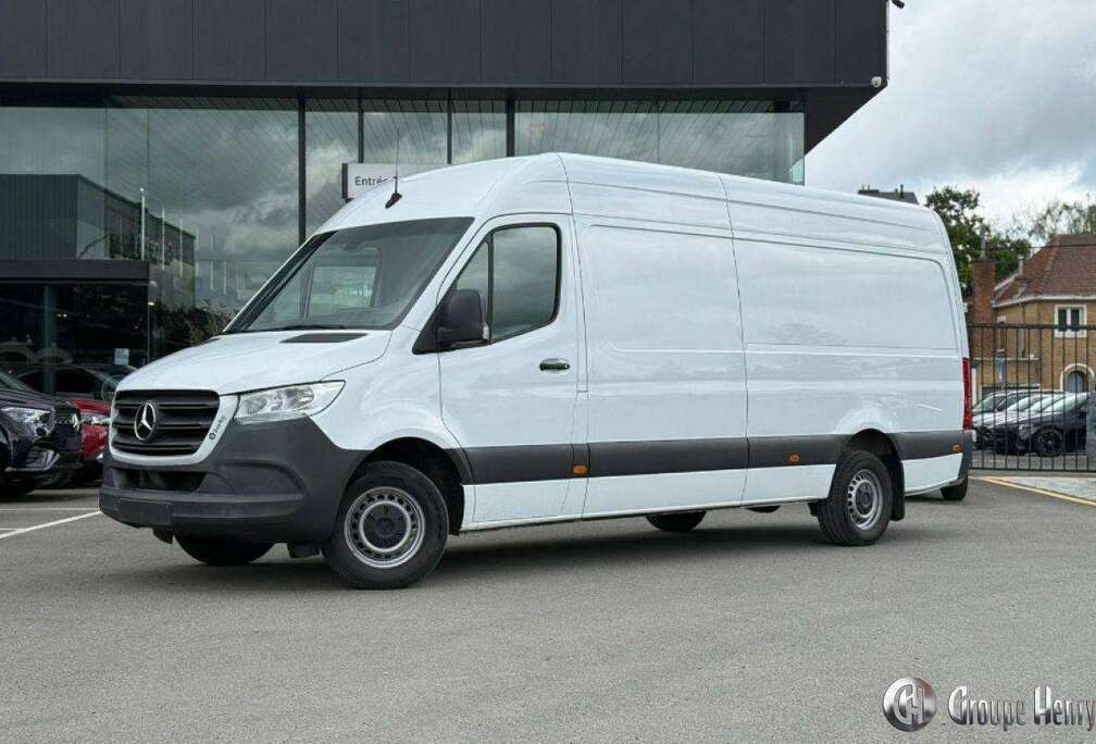 Mercedes-Benz 319 CDI GB L3 RWD 3.5T PRO