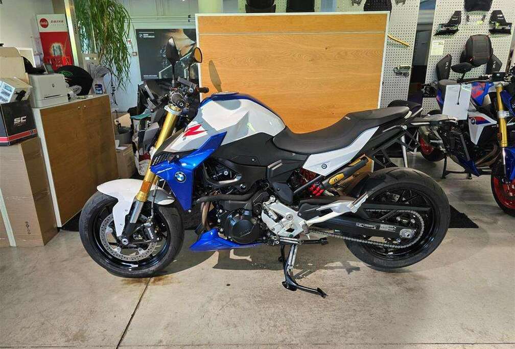 BMW 0