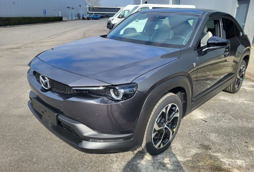 Mazda 17.8 kWh e-SKYACTIV R-EV Exclusive-Line(125kW