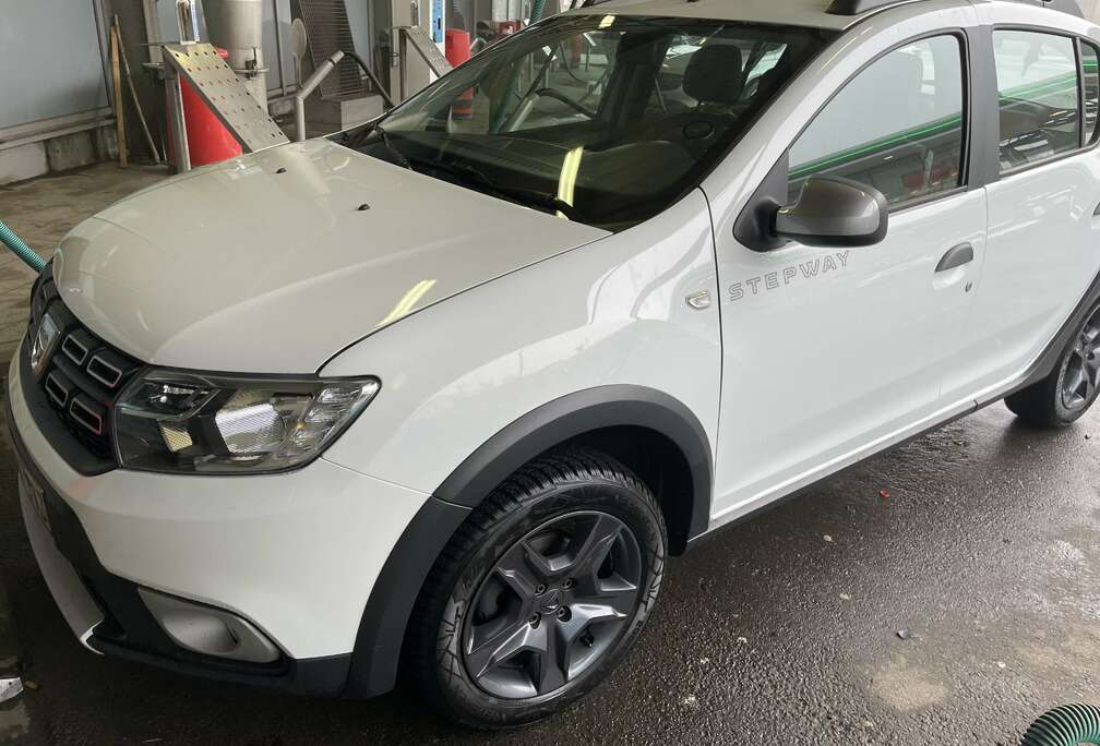 Dacia Stepway 0.9 TCe Plus