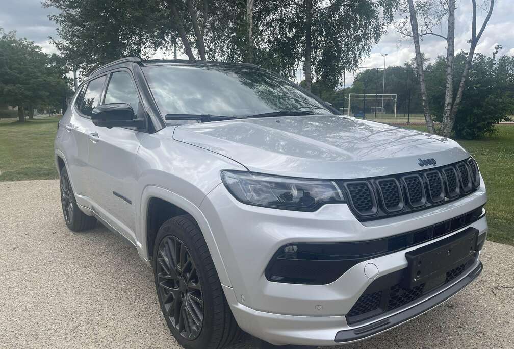 Jeep S-LINE cuir gps