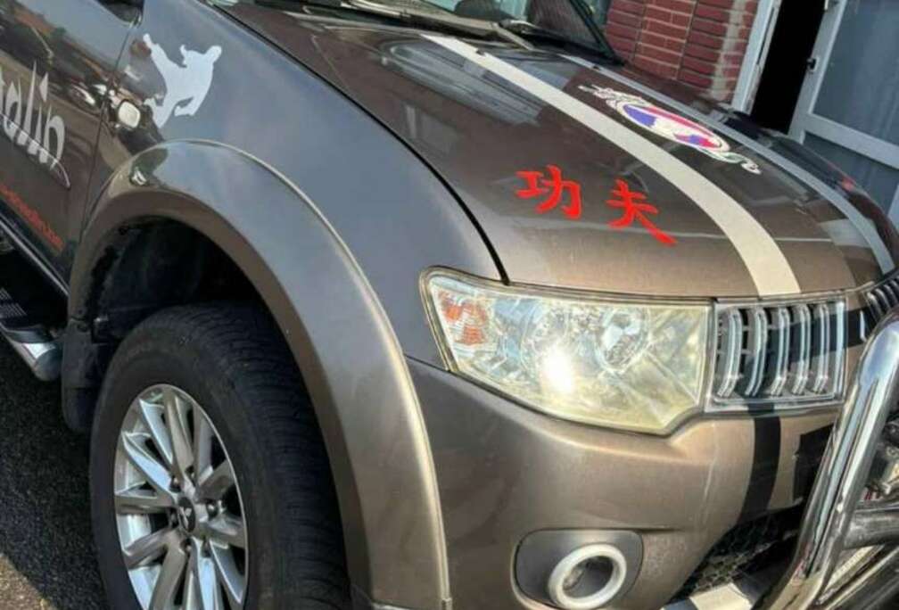 Mitsubishi 2.5 DI-D 4WD Intense