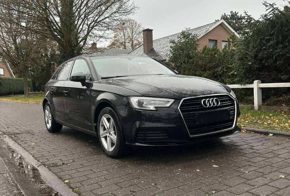 Audi 30 TDI Sportback S tronic sport