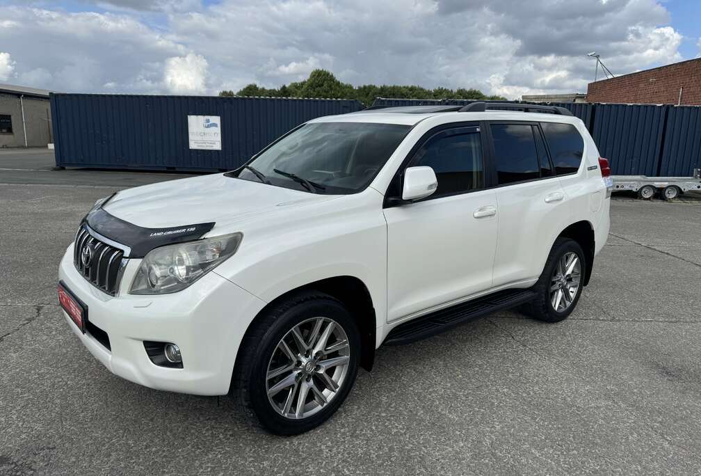 Toyota 3.0 D-4D Automatik 7Place/Cuir/ Export Afrika Only