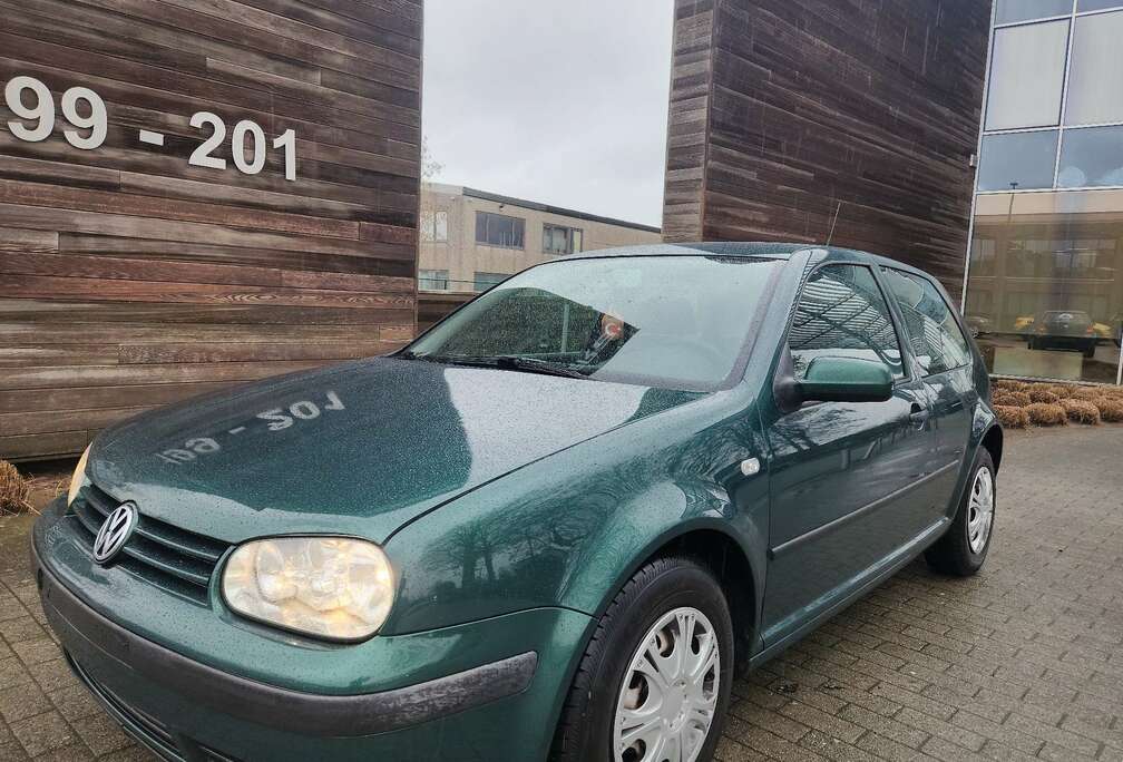 Volkswagen 1.6i/ boîte automatique/ Euro 4/ 1 propriétaire