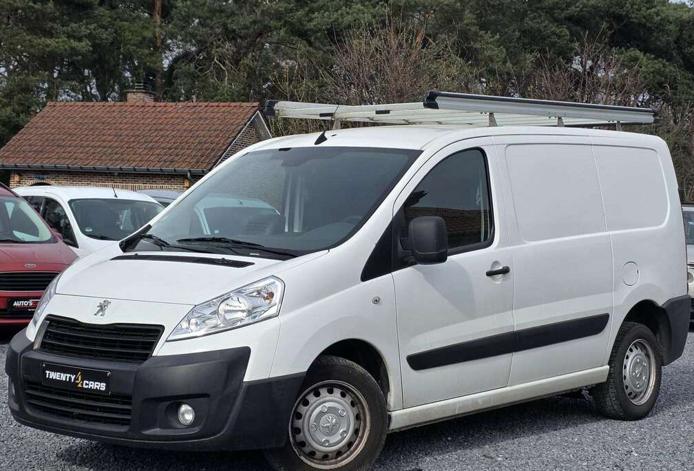 Peugeot 2.0 HDi Airco Navigatie ParkeerS 128Pk SchuifD *