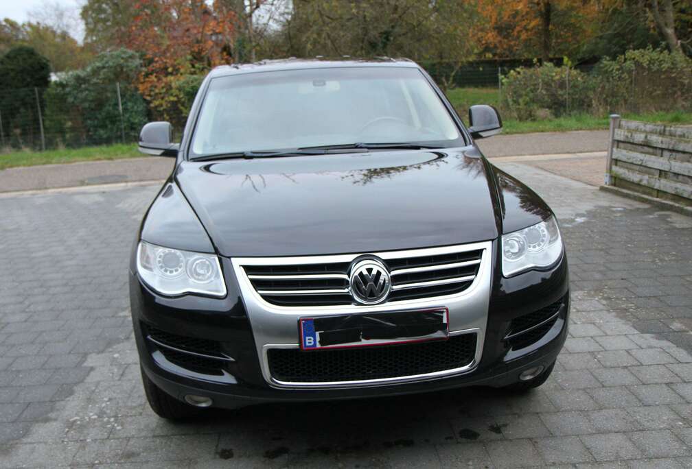 Volkswagen Touareg 2.5 R5 TDI DPF Aut. Individual