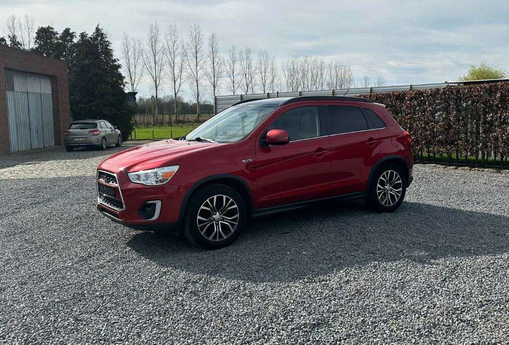 Mitsubishi 1.6 Di-D 2WD Instyle Touch Edition - DIESEL EURO 6