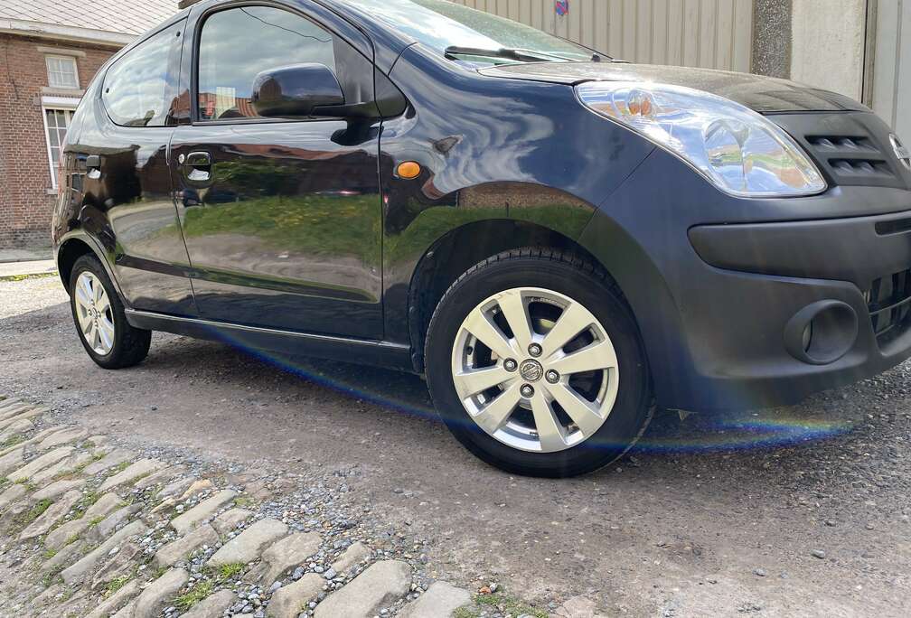 Nissan 1.0 - 68 Acenta 2011