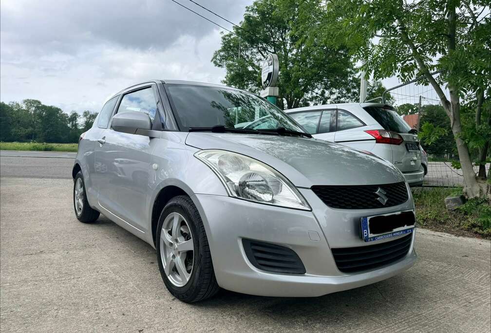 Suzuki Swift 1.2i