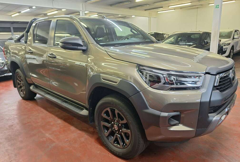 Toyota 2.8 D-4D 4WD Invincible