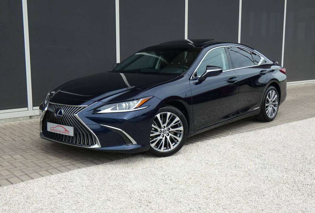 Lexus EXECUTIVE LINE +OPEN DAK +360°CAMERA +Zetelventilatie +Zetelverwarming +Carplay +Dodehoek +LEDER +Zetelmemory