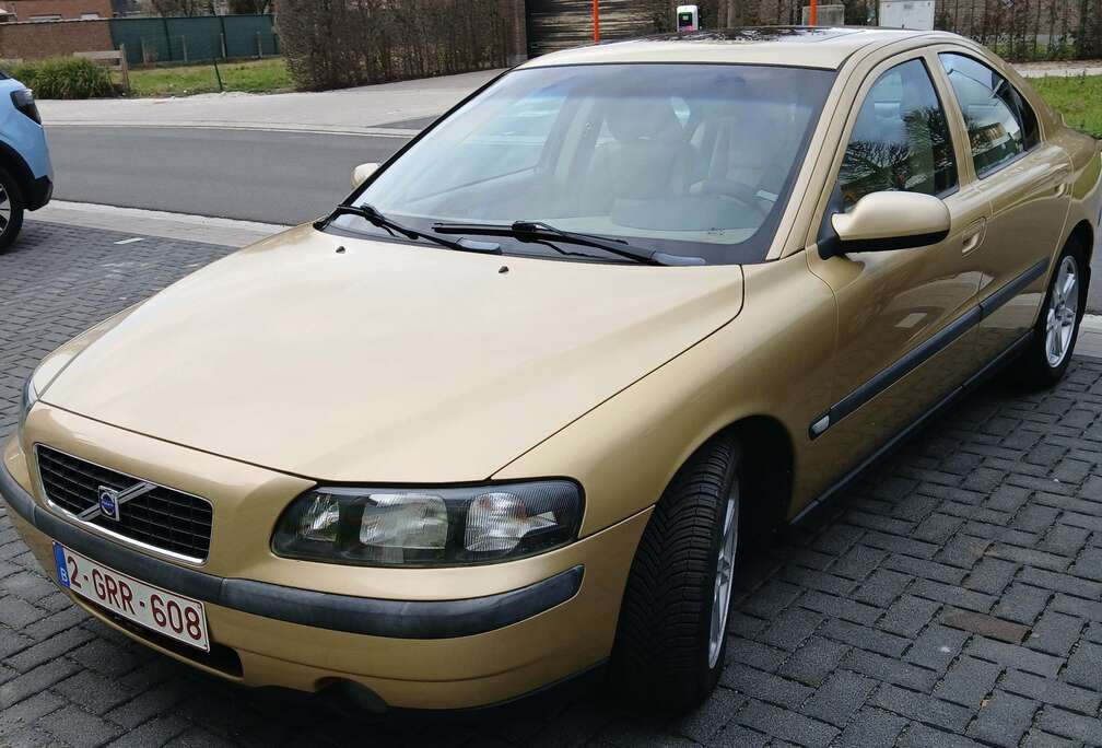 Volvo S60 2.4