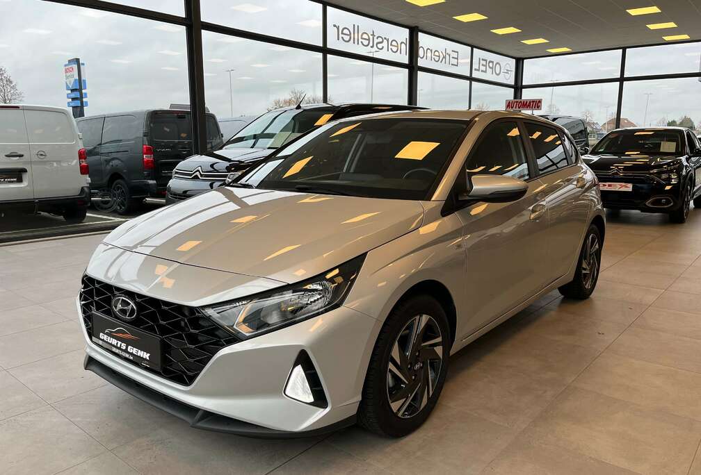 Hyundai i20 1.0 T-GDI 48V-Hybrid DCT met camera + carplay