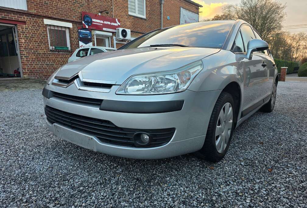 Citroen C4 1.6i Exclusive