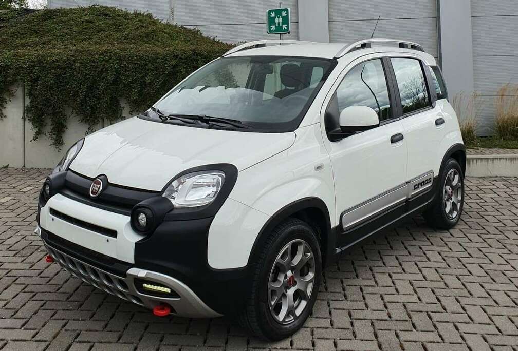 Fiat PANDA CROSS GPS AIRCO JANTES 28 000KM GARANTIE