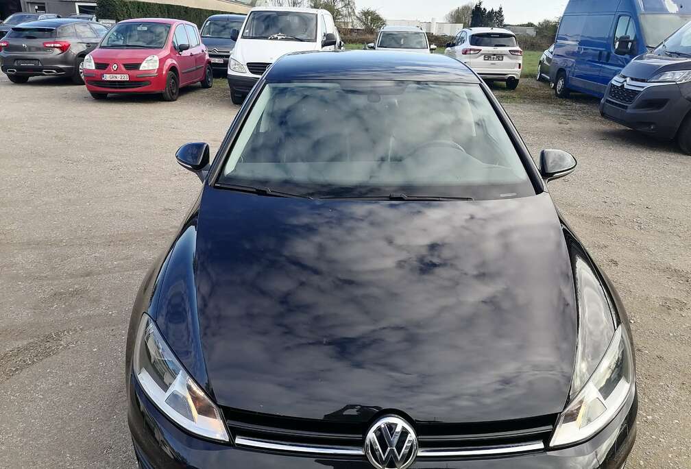 Volkswagen Golf 1.6 CR TDi Highline DSG