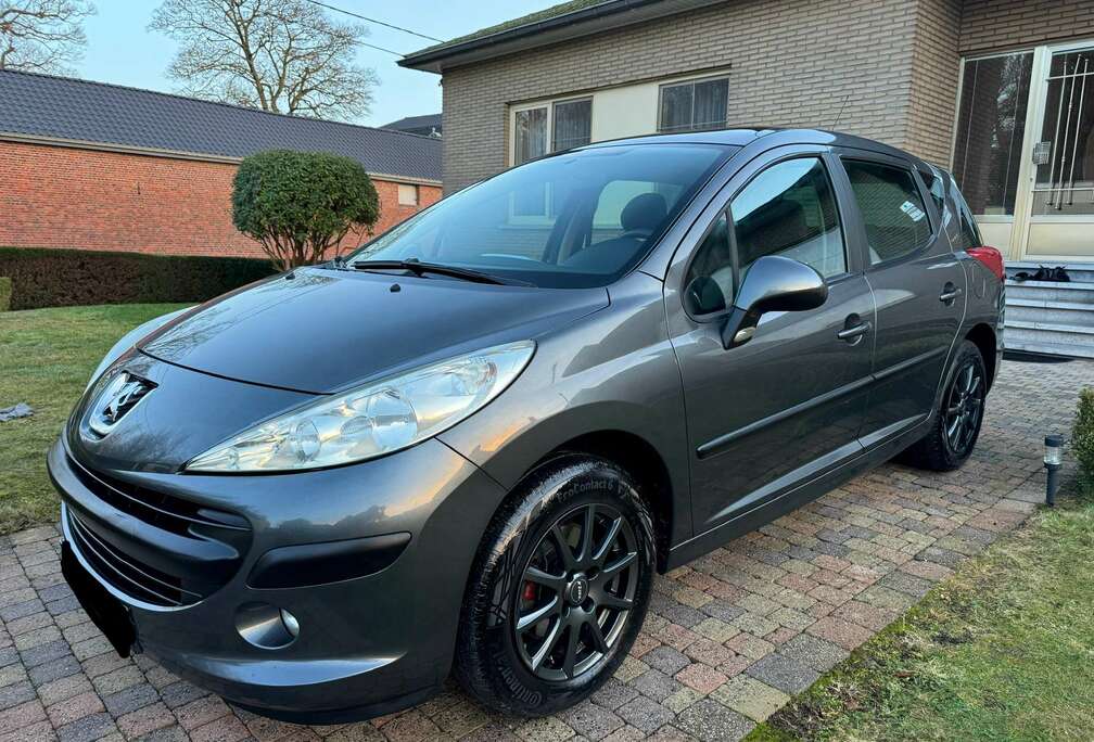 Peugeot SW 1.6 HDi 16V 90ch BLUE LION Trendy