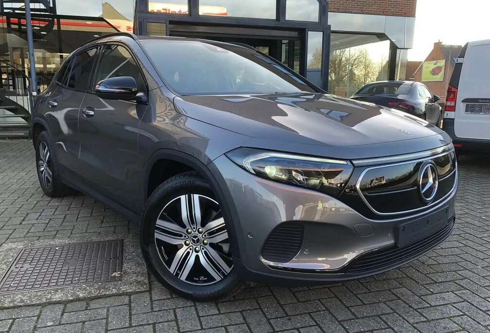 Mercedes-Benz Electric Art, Camera,Night pack Directiewagen