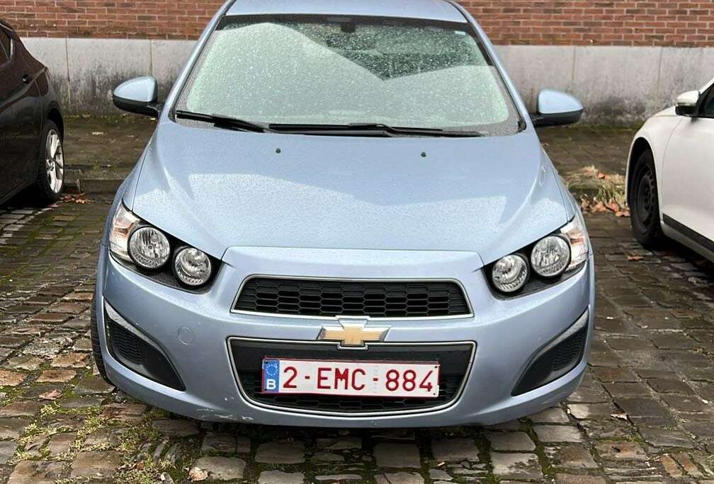 Chevrolet Aveo hatchback 1.3 D LT+ Start 12 mois de garantie