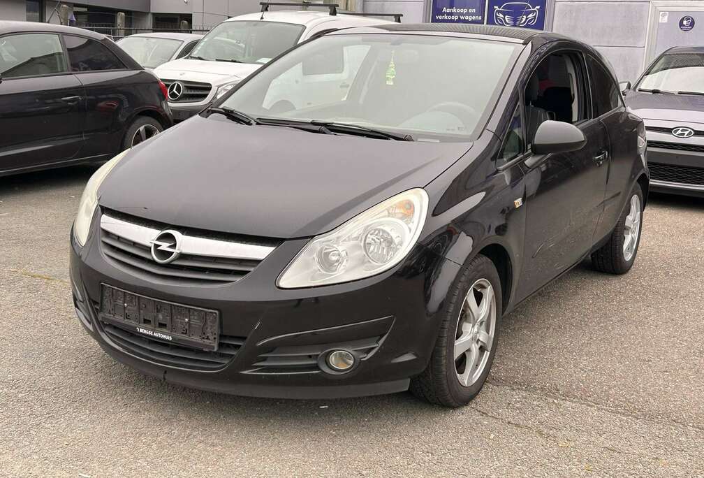 Opel 1.2i Cosmo