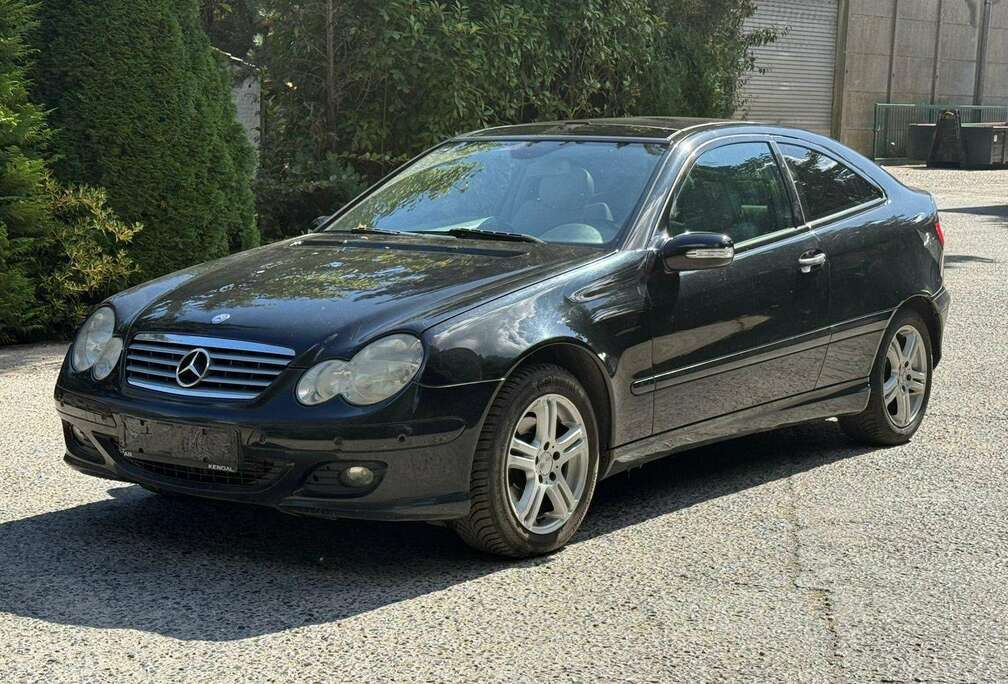 Mercedes-Benz C 220 CDI Coupe Sport