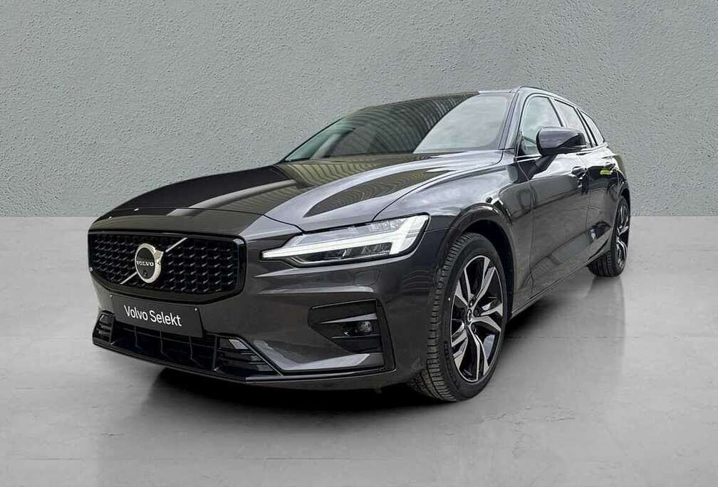 Volvo Plus, B4 Mild-Hybrid, Benzin, Dark