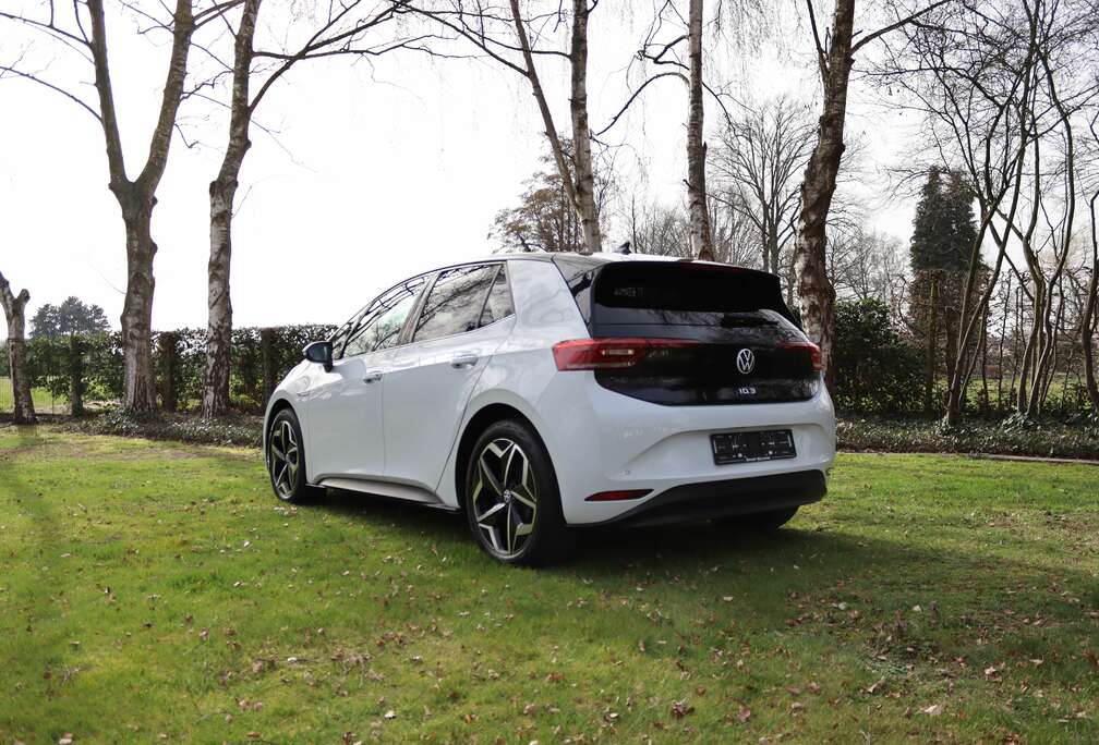 Volkswagen ID.3 58 kWh Pro Performance Business / 204 PK / GPS / ACC / zetelverwarming / LED / 8 jaar batterijgarantie / BTW aftr.
