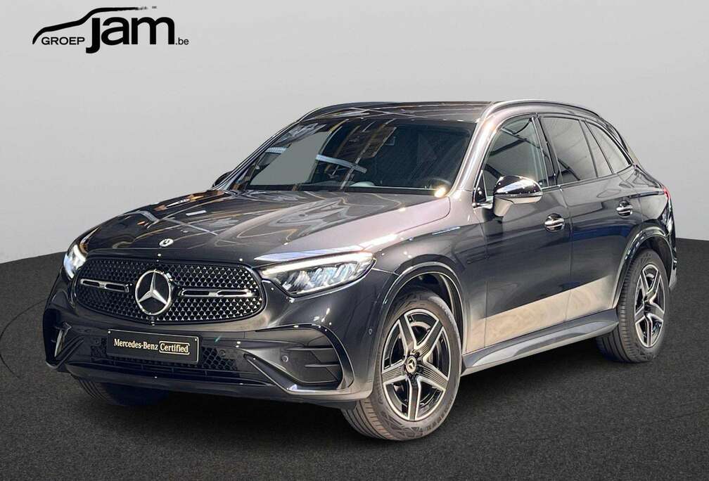 Mercedes-Benz 4MATIC AMG Line