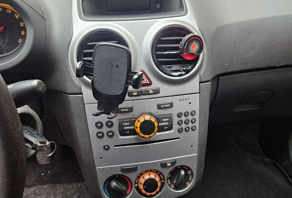 Opel 1.2i XE 16v Edition 2000